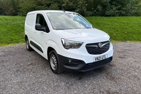 Vauxhall Combo Listing Image
