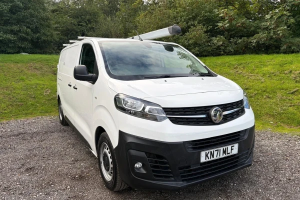 Vauxhall Vivaro Listing Image