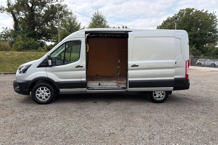 Vehicle Image - 2