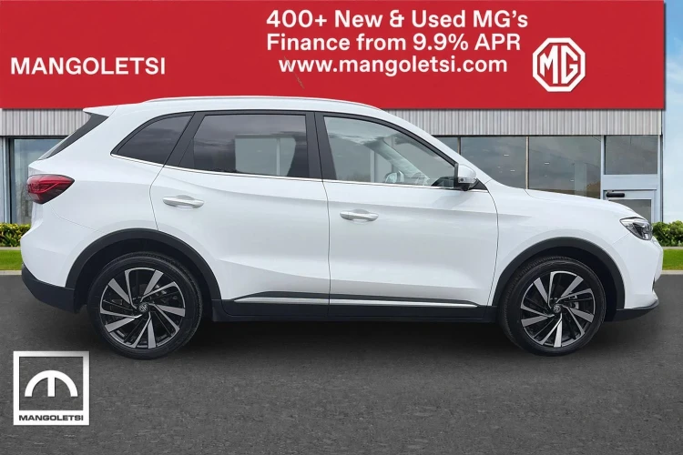 Vehicle Image - 3