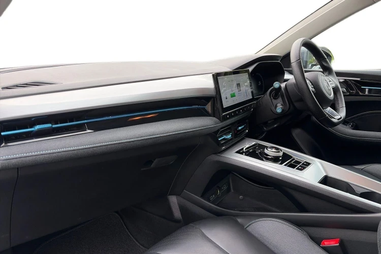 Vehicle Image - 1