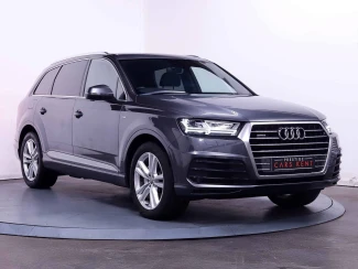 Audi Q7 Listing Image