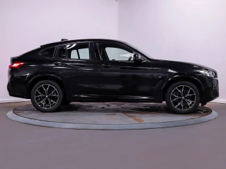 BMW X4 Image 8