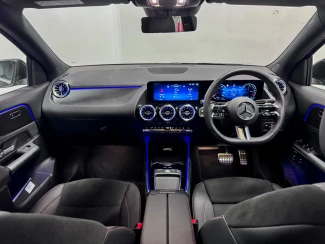 Mercedes-Benz GLA Image 2