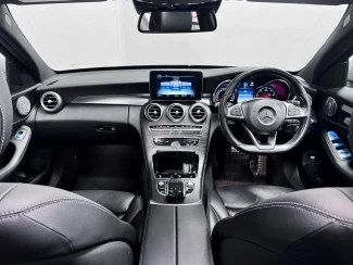 Mercedes-Benz C Class Image 2