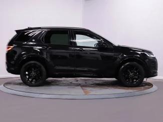 Land Rover Discovery Sport Image 8