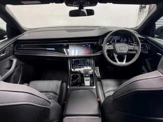 Audi RSQ8 Image 2