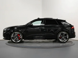 Audi RSQ8 Image 4