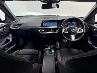 BMW 2 Series Image 2
