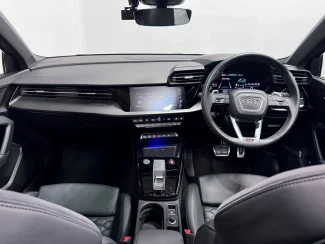 Audi RS3 Image 2