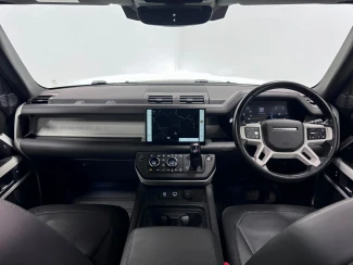 Land Rover Defender 90 Image 2