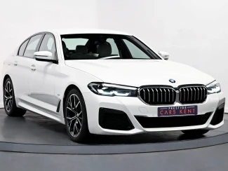BMW 5 Series Image 1