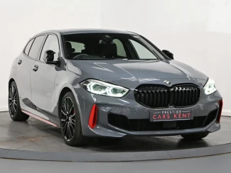 BMW 1 Series Image 1