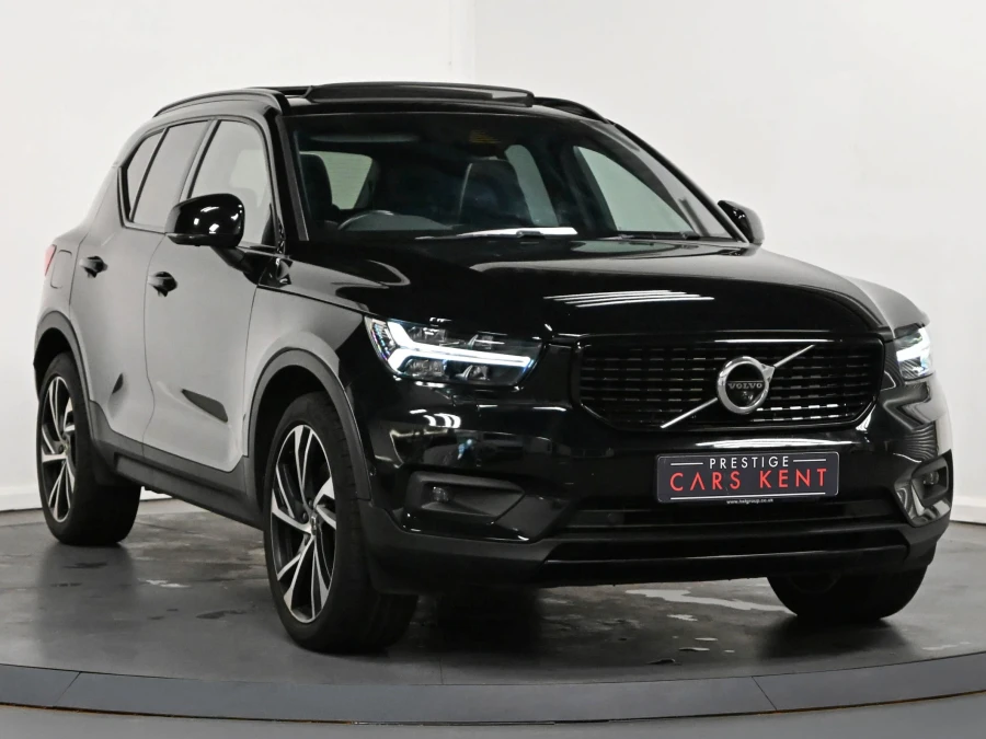 2021 Volvo XC40 R-design Pro T5 Recharge Auto