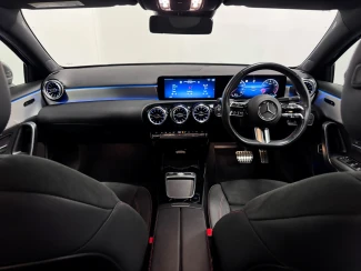 Mercedes-Benz A Class Image 2