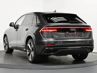 Audi Q8 Image 3