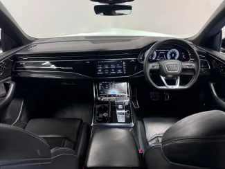 Audi Q8 Image 2
