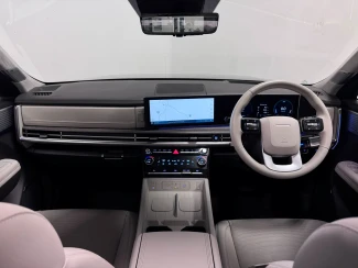 Hyundai Santa Fe Image 2