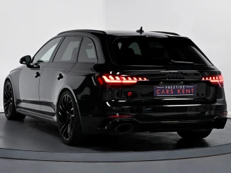 Audi RS4 Avant Image 3
