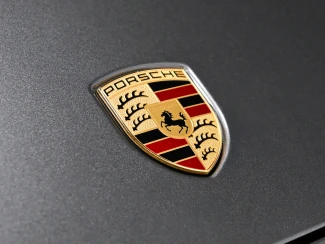 Porsche Cayenne Image 8