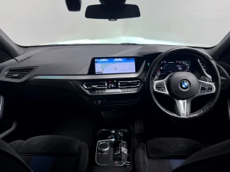 BMW 1 Series Image 2