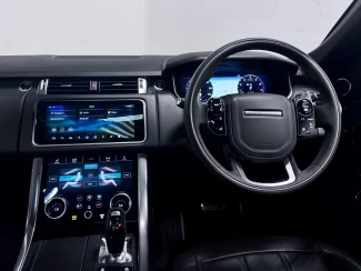 Land Rover Range Rover Sport Image 2