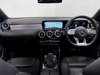 Mercedes-Benz A Class Image 2