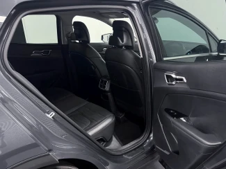 Kia Sportage Image 8