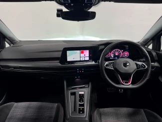 Volkswagen Golf Image 2