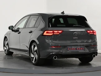 Volkswagen Golf Image 3