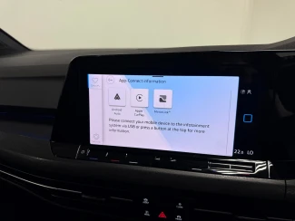 Volkswagen Golf Image 8