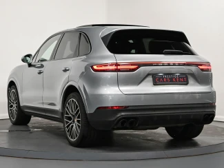 Porsche Cayenne Image 3