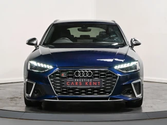 Audi S4 Avant Image 7