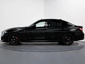 BMW 3 Series Image 4
