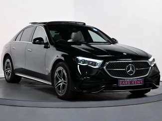 Mercedes-Benz E Class Image 1