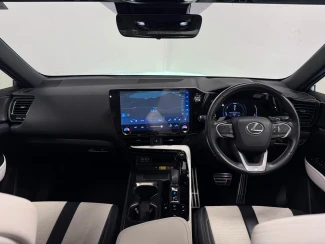 Lexus NX Image 2