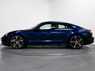 Porsche Taycan Image 6