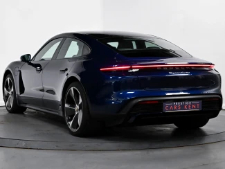 Porsche Taycan Image 3