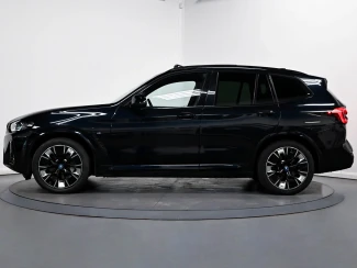BMW iX3 Image 4