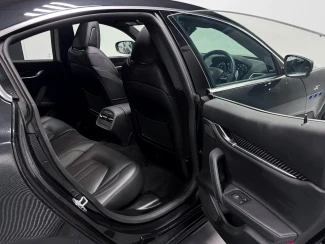 Maserati Ghibli Image 8