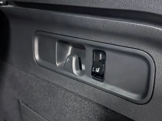 Mercedes-Benz GLC Image 8