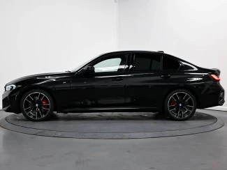 BMW 3 Series Image 4