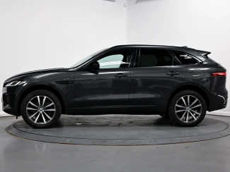 Jaguar F-PACE Image 4