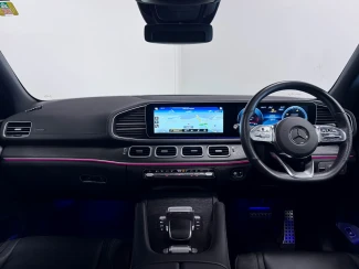 Mercedes-Benz GLE Image 2