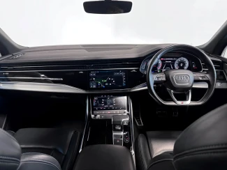 Audi Q7 Image 2
