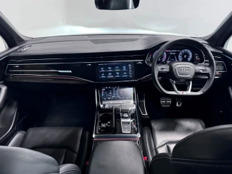 Audi Q7 Image 2