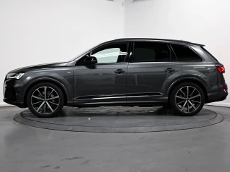 Audi Q7 Image 4
