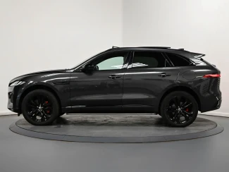 Jaguar F-PACE Image 4