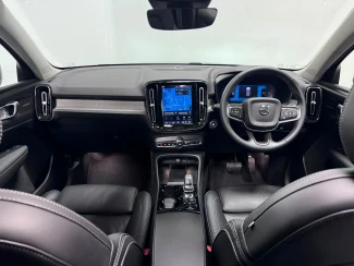 Volvo XC40 Image 2