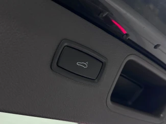Porsche Macan Image 8
